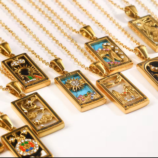 “THE MAGICIAN” TAROT CARD 🎴NECKLACE 🌙✨